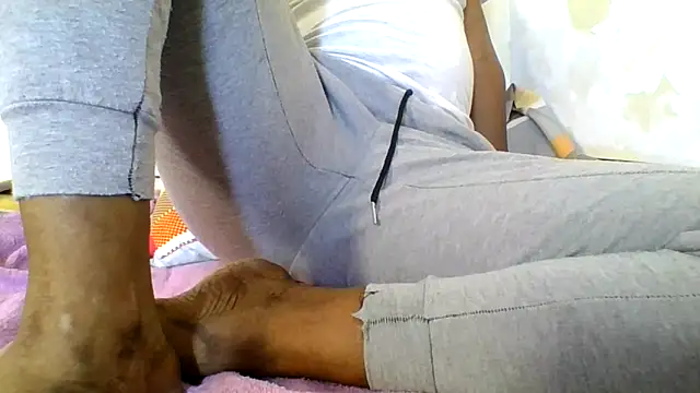 Snapshot of Thandie40 chatting on 20, 5, 2026 Thandie40 online show from 20, 5, 2026