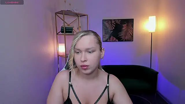 angelic coy online show from 9, 6, 2026