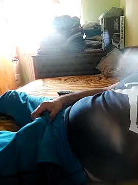 Snapshot of SweetBoy87 chatting on 28, 3, 2026 SweetBoy87 online show from 28, 3, 2026