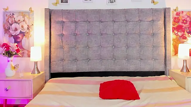 Snapshot of SamantaAristizabal2 chatting on 25, 3, 2026 SamantaAristizabal2 online show from 25, 3, 2026