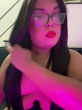 Snapshot of NicoleBBigAss chatting on 10, 5, 2026 NicoleBBigAss online show from 10, 5, 2026