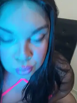 NicoleBBigAss online show from 18, 5, 2026