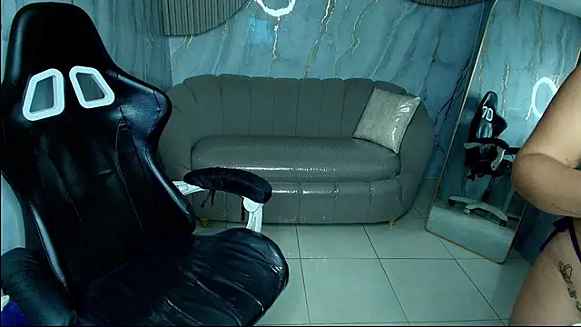 luna  r  online show from 23, 5, 2026