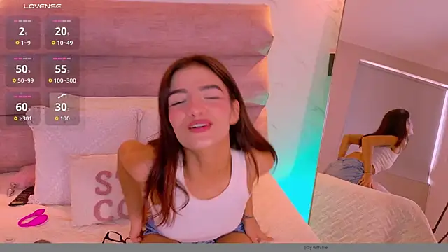 Snapshot of Charlott__18 chatting on 2, 7, 2026 Charlott 18 online show from 2, 7, 2026