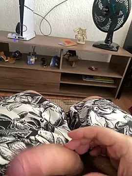 Snapshot of safadogggg chatting on 1, 4, 2026 safadogggg online show from 1, 4, 2026