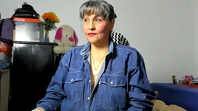 Merlyna Goldenss online show from 30, 4, 2026