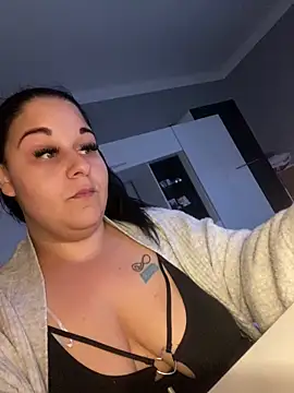 Szandra26 online show from 27, 3, 2026