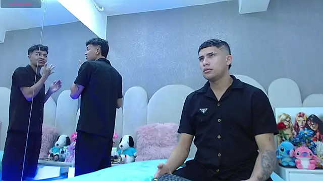 party duo playboy online show from 26, 3, 2026