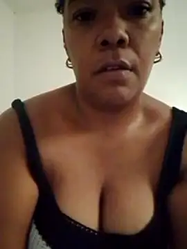 Snapshot of spider37 chatting on 16, 4, 2026 spider37 online show from 16, 4, 2026