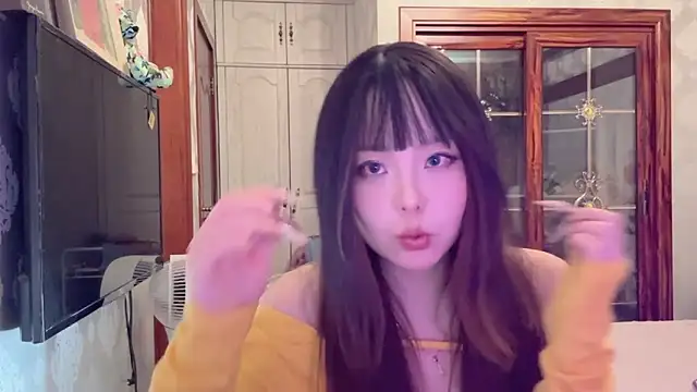 thelittlexx online show from 22, 4, 2026