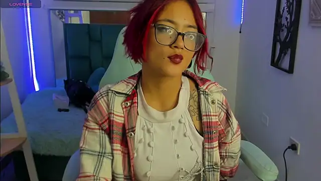 Sara Red X online show from 7, 7, 2026