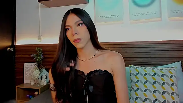 Sara cutie  online show from 10, 4, 2026