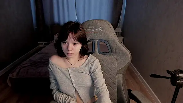 Loly Cuttie online show from 28, 5, 2026