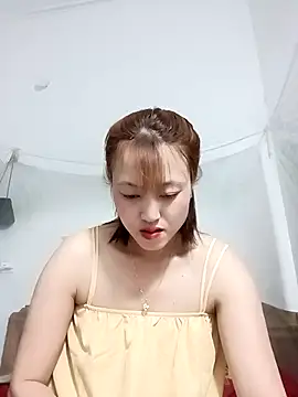 Snapshot of -Bitilu- chatting on 28, 4, 2026 -Bitilu- online show from 28, 4, 2026