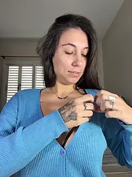 Carolzinhalux69 online show from 22, 5, 2026