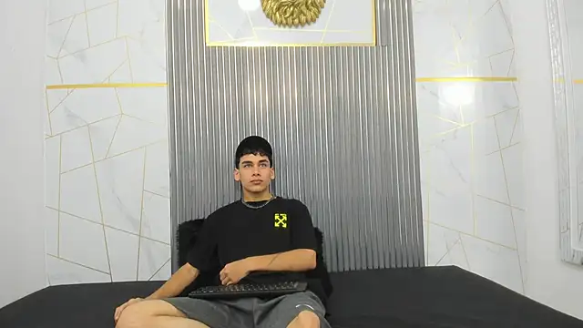 Snapshot of Kitsune_44 chatting on 27, 3, 2026 Kitsune 44 online show from 27, 3, 2026