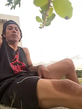 whosley online show from 19, 4, 2026