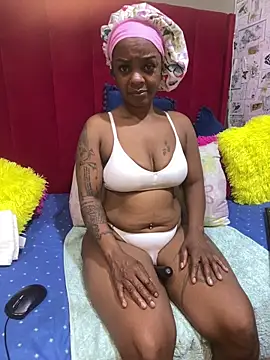 Cherrybootyofjoy86 online show from 28, 3, 2026