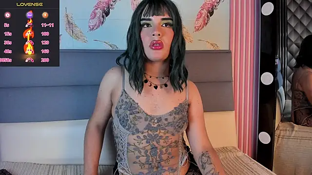 GlossyBratz online show from 25, 5, 2026