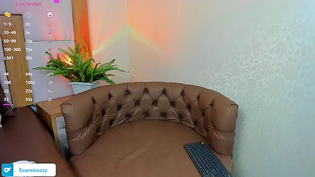 Venezuelan Butt online show from 15, 5, 2026