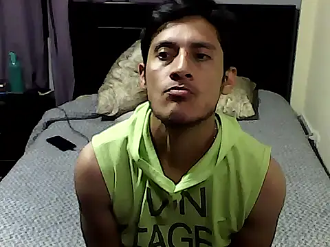 Paul Velvet online show from 28, 4, 2026