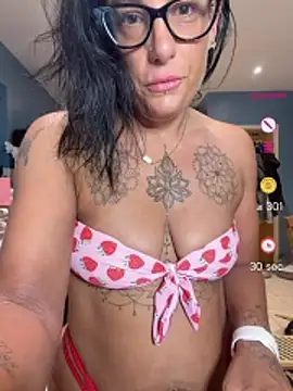 IvyBelleMilf online show from 12, 7, 2026