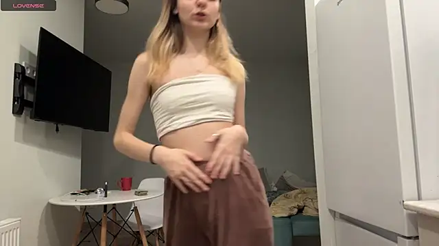 Peachy keens online show from 2, 4, 2026