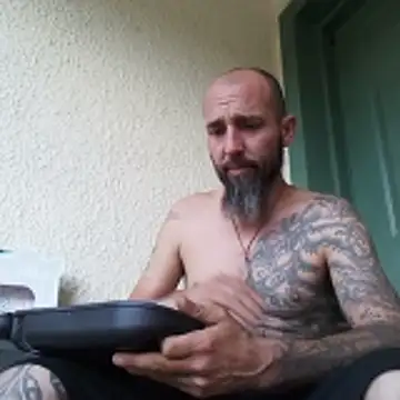 Snapshot of tainted95 chatting on 23, 4, 2026 tainted95 online show from 23, 4, 2026