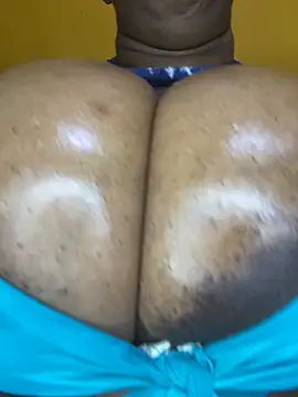 BoobsQueeen online show from 21, 5, 2026
