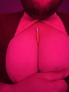 hugemanbreasts online show from 8, 7, 2026