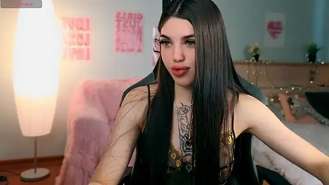 molly rettyy online show from 19, 5, 2026