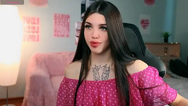molly rettyy online show from 20, 5, 2026