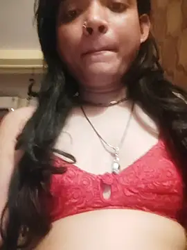 Snapshot of SweetTsAngel chatting on 9, 5, 2026 SweetTsAngel online show from 9, 5, 2026
