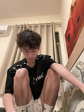 sexyboy-3525 online show from 29, 6, 2026