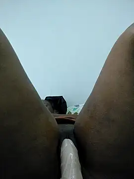 Snapshot of Dutches101 chatting on 11, 4, 2026 Dutches101 online show from 11, 4, 2026