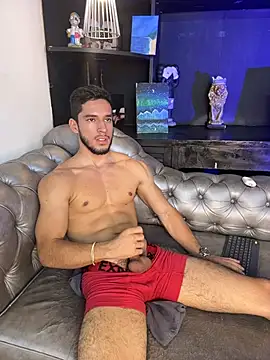 Snapshot of axel_tone chatting on 1, 4, 2026 axel tone online show from 1, 4, 2026