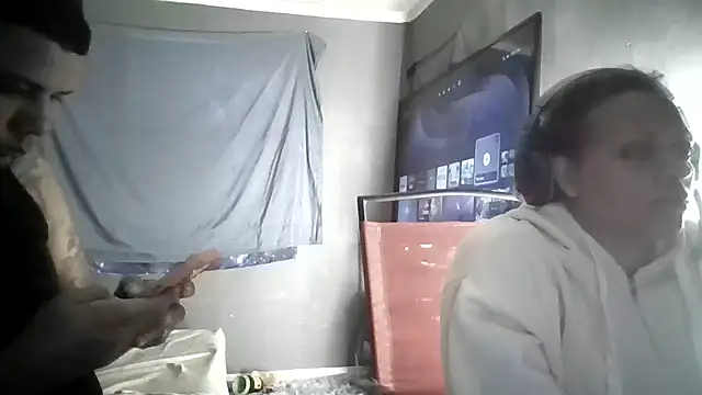 SHY QUINN online show from 29, 3, 2026