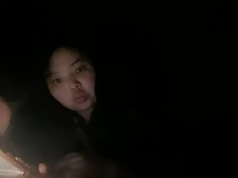 ronacutie online show from 31, 3, 2026