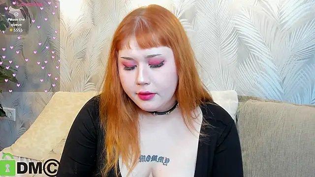 Roxy Moor online show from 17, 6, 2026