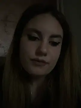 Snapshot of SilkObsession chatting on 5, 4, 2026 SilkObsession online show from 5, 4, 2026