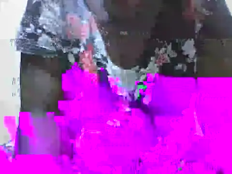 Snapshot of Nqobie chatting on 16, 4, 2026 Nqobie online show from 16, 4, 2026