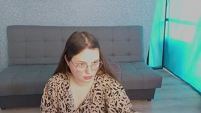 Snapshot of SofiDreamm chatting on 4, 6, 2026 SofiDreamm online show from 4, 6, 2026