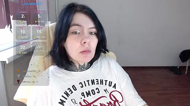 Snapshot of QwertyAnna_Lbo chatting on 4, 4, 2026 QwertyAnna Lbo online show from 4, 4, 2026