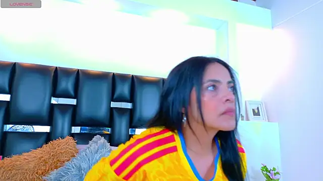 Snapshot of Estrellaa_023 chatting on 13, 6, 2026 Estrellaa 023 online show from 13, 6, 2026