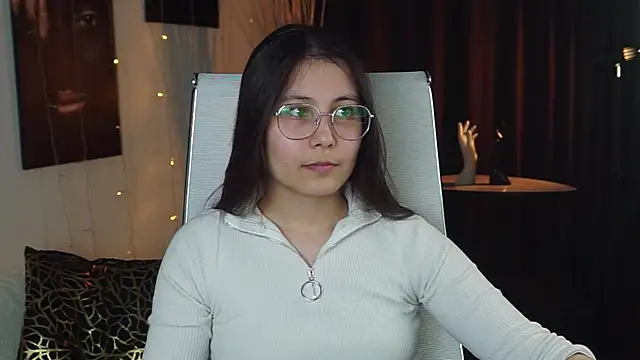 Snapshot of ElisonAvergarden chatting on 19, 4, 2026 ElisonAvergarden online show from 19, 4, 2026
