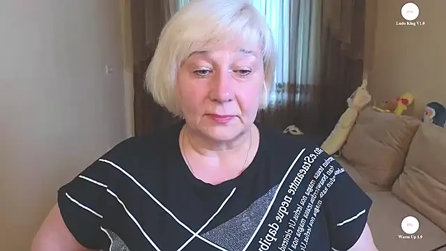 Snapshot of Milane_Milky chatting on 6, 5, 2026 Milane Milky online show from 6, 5, 2026