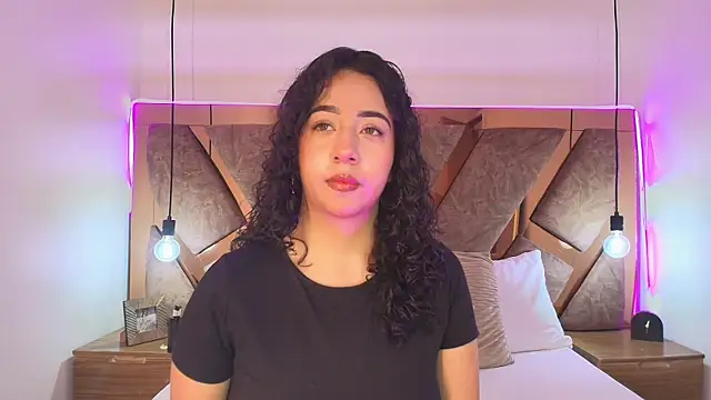 bella swwan  online show from 1, 7, 2026