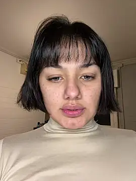 Abrildqquino online show from 8, 6, 2026