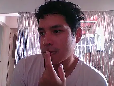Snapshot of Ian-yin08 chatting on 22, 4, 2026 Ian-yin08 online show from 22, 4, 2026