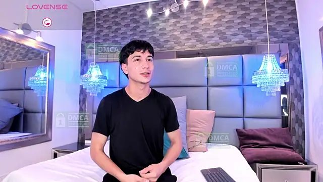 Taylor Brooks online show from 23, 4, 2026